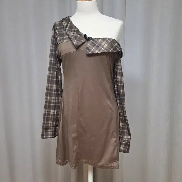 [BUNJANG] Checkered Colorblock Off-Shoulder Autumn Dress / 새상품 체크무늬 배색 오프숄더 가을 원피스