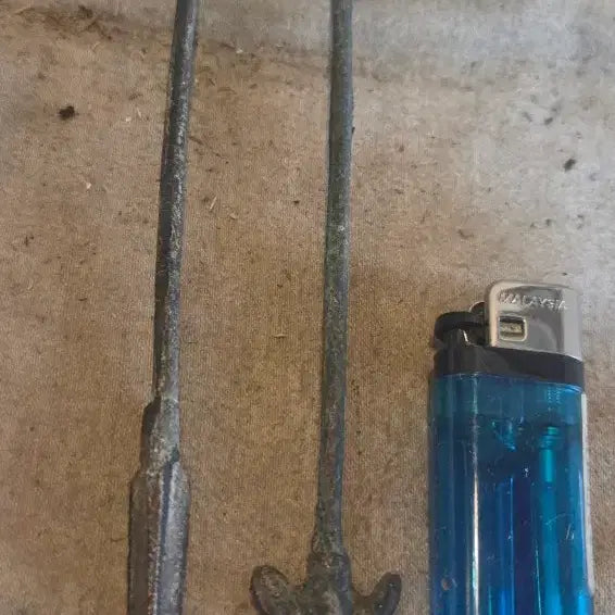 [BUNJANG] Antique Bronze Arrowhead Set (2 pcs) / 골동품  / 청동 화살촉 2점