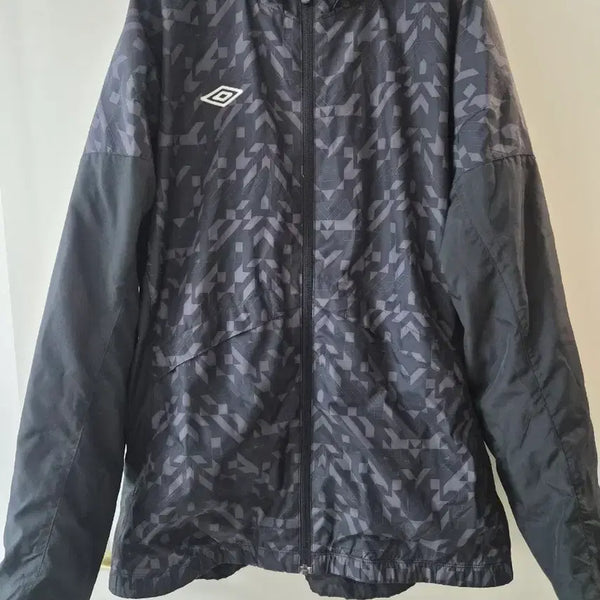 [BUNJANG] Umbro Hooded Windbreaker Jacket Black Pattern XL / 엄브로 후드 바람막이 자켓 블랙 패턴