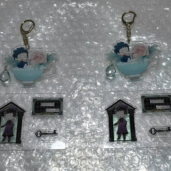 [BUNJANG] Black Butler Lau Black Label Acrylic Keychain & Stand Set Phantom Hotel Version / 흑집사 라우 블랙라벨 아크릴 키링+아크릴 스탠드 키홀더 팬텀호텔 버전