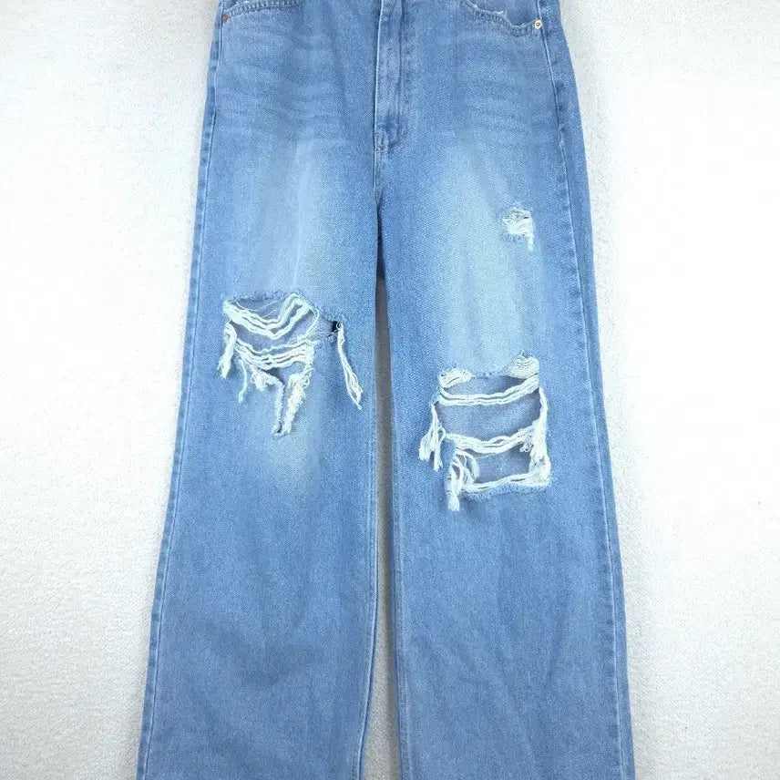 [BUNJANG] Minijin Women's Light Blue Distressed Denim Wide Pants (L) / 미니진 여성 연청 데미지 데님 와이드 팬츠(L)