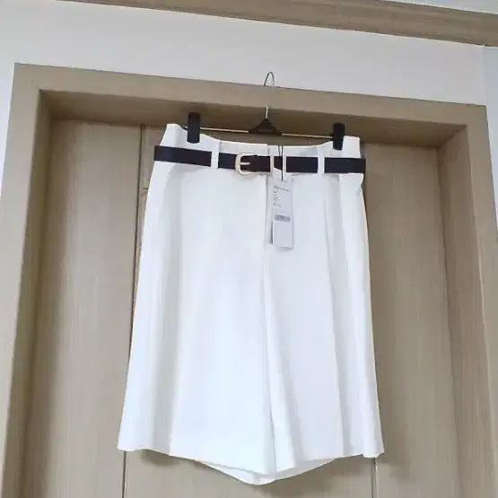 [BUNJANG] Miseensc Belted Shorts Slacks Size S / (1번 입음)S사이즈 미센스 여자 벨트 반바지 슬랙스