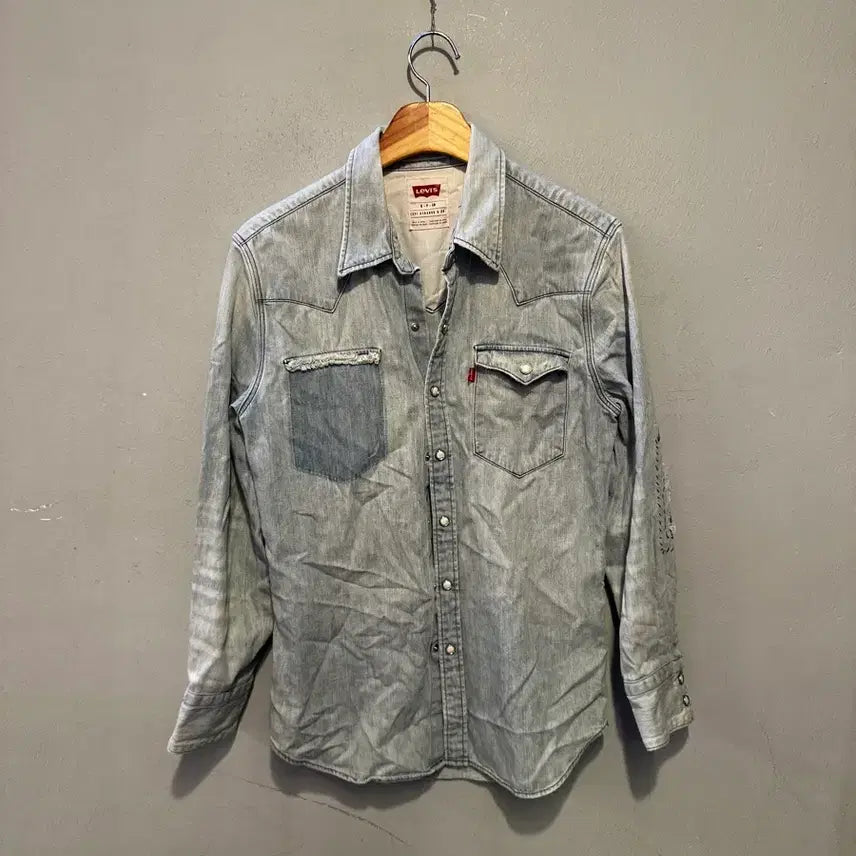 [BUNJANG] Levi's Western Denim Shirt Light Wash / 리바이스 웨스트 데님 셔츠 연청
