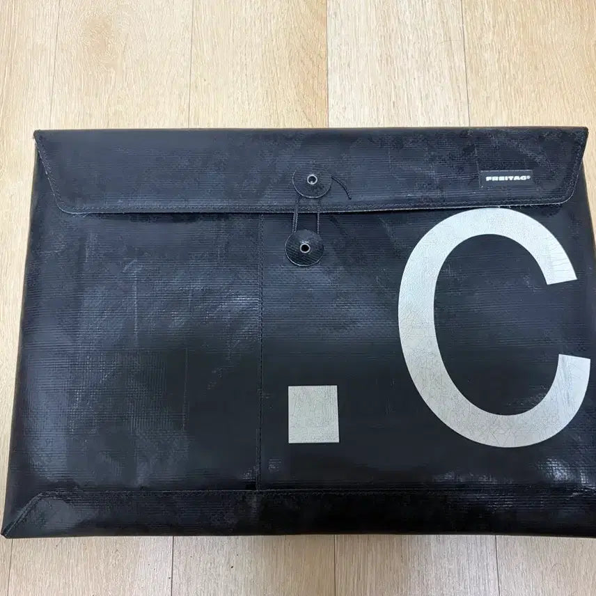 [BUNJANG] Freitag 15-inch Laptop Sleeve / 프라이탁 15인치 슬리브