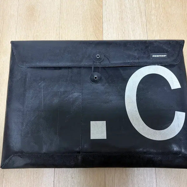[BUNJANG] Freitag 15-inch Laptop Sleeve / 프라이탁 15인치 슬리브