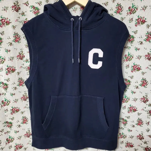 [BUNJANG] Covernat Navy C Logo Hooded Vest / 단종 예~쁜 커버낫 최상급 네이비 C 로고 후드 베스트 조끼 공용