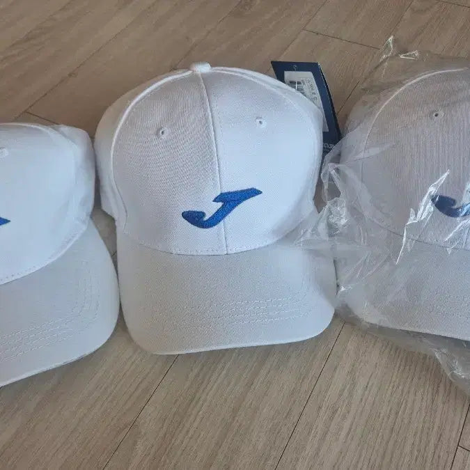 [BUNJANG] Joma White Sole Cap M-L / 조마 화이트 솔 캡 M-L 3개 판매합니다