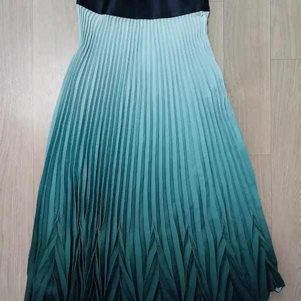 [BUNJANG] Marie Marin Pleated Skirt / xxx 새제품 이세이미야케 타입 marie marin  플리츠 스커트 시원