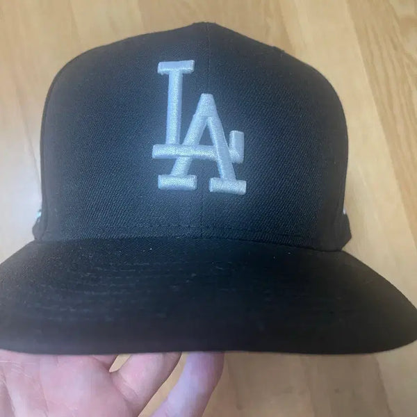 [BUNJANG] New Era LA Dodgers Black Ball Cap / 뉴에라 LA다저스 블랙 볼캡
