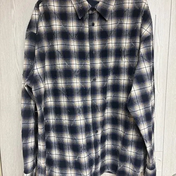 [BUNJANG] Juun.J 24FW Argyle Check Damaged Shirt Navy Size 52 / 준지 24fw 아가일 체크 데미지 셔츠 네이비 52사이즈