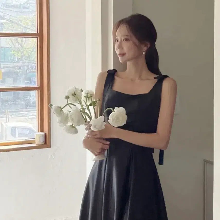 [BUNJANG] Mobandi Black Sleeveless Strap Dress / 모반디 블랙 민소매 끈 원피스
