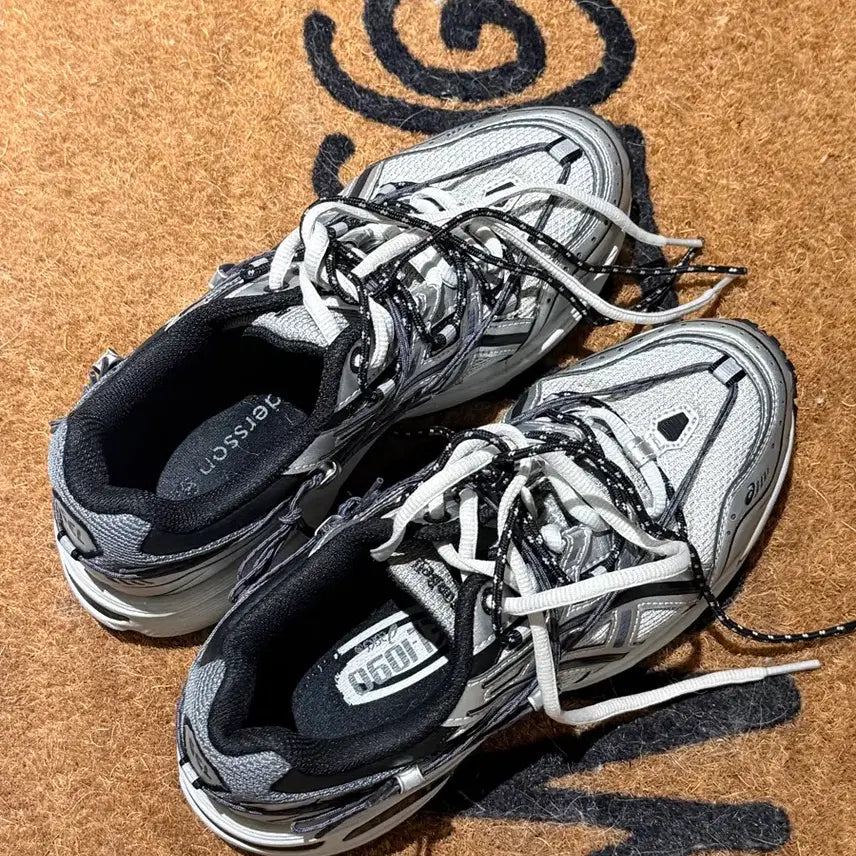 [BUNJANG] ASICS x Andersson Bell GEL-1090 Glacier Gray Silver / [245]아식스 x 앤더슨벨 젤 1090 글레이셔 그레이 실버
