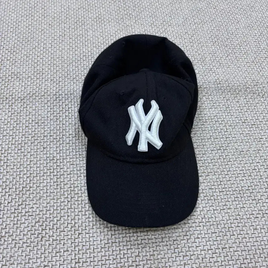 [BUNJANG] F Vintage New York Yankees Embroidered Logo Ball Cap / F 빈티지 뉴욕양키스 자수 로고 볼캡 0731E2