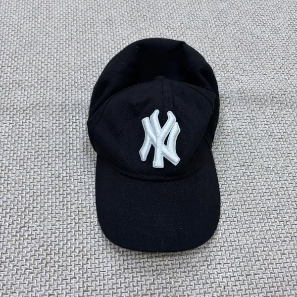 [BUNJANG] F Vintage New York Yankees Embroidered Logo Ball Cap / F 빈티지 뉴욕양키스 자수 로고 볼캡 0731E2