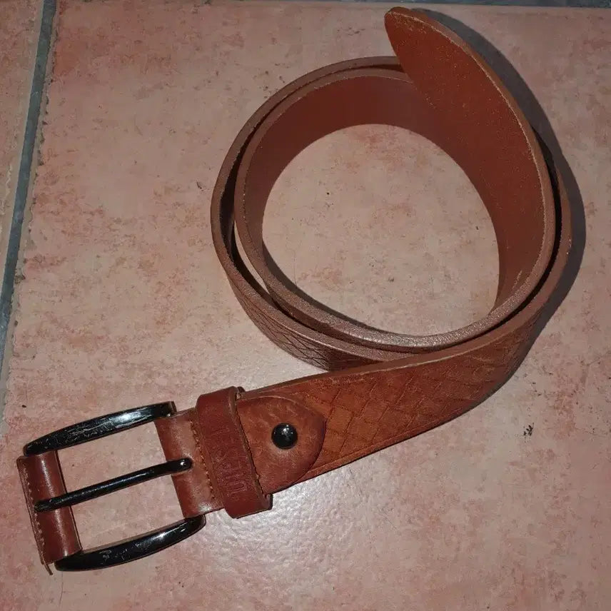 [BUNJANG] DIESEL Original Vintage Check Leather Belt / 디젤(DIESEL) 오리지널 빈티지 체크 압인