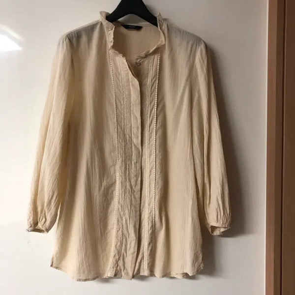 [BUNJANG] HAZZYS Ladies Eyelet Punching Blouse Ingeo & Cotton Spring/Autumn Shirt Jacket / 20년 헤지스 레이디스 아일렛 펀칭 블라우스 인견&코튼 간절기 셔킷 자켓