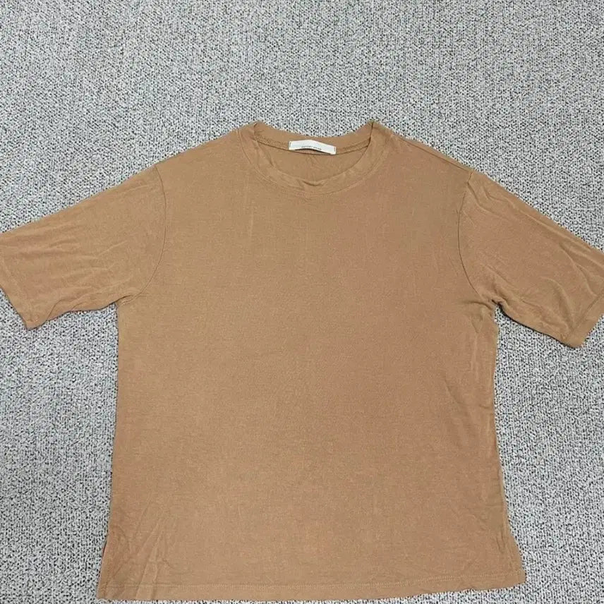 [BUNJANG] Slim Fit Round Neck Short Sleeve T-Shirt - Beige / 찰랑 스판 슬림 라운드넥 반팔티 베이지