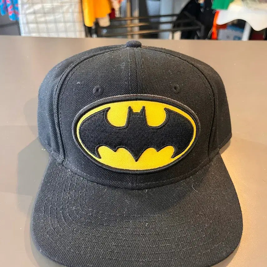 [BUNJANG] Forever 21 DC Comics Batman Snapback Cap / 포에버21 DC 코믹스 배트맨 스냅백 (FREE)