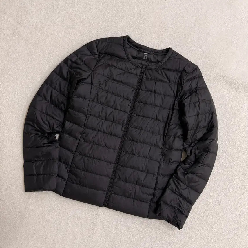 [BUNJANG] Uniqlo Lightweight Down Jacket / M 유니클로 경량 패딩 0609T1