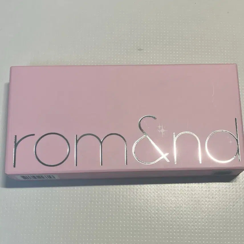 [BUNJANG] Rom&nd Better Than Palette 00 Light and Glitter Garden / [미사용] [최저가] 롬앤 베러 댄 팔레트 00 라이트 앤 글리터 가든  양도판매