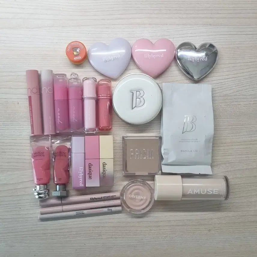 [BUNJANG] Banila Co. Amuse Clio Lilybyred Rom&nd Peripera Makeup Collection / 새상품) 틴트 블러셔 쿠션 화장품 판매