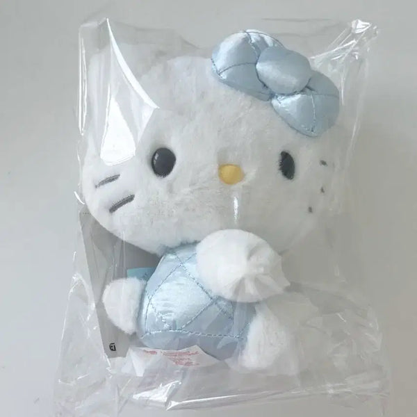 [BUNJANG] Hello Kitty 50th Anniversary Sky Blue Quilted Plush Doll / 헬로키티 애니버서리 50주년 하늘색 퀼팅 누이 인형 인형 정품 블루키티