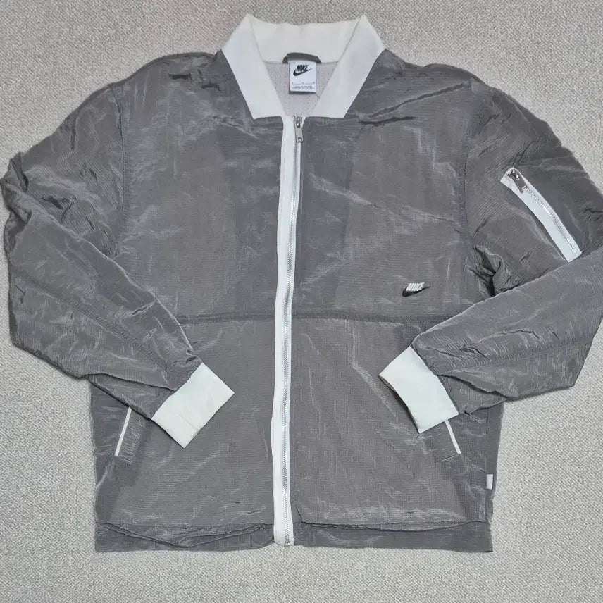 [BUNJANG] Nike Windbreaker Bomber Jacket / 나이키 바람막이 봄버 자켓