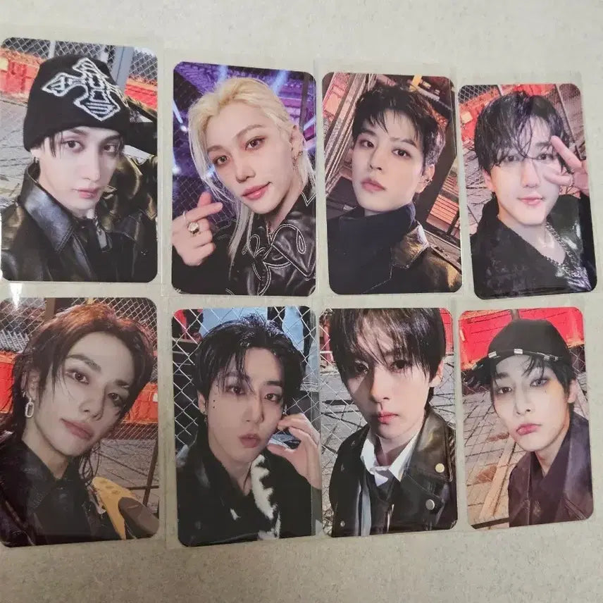 [BUNJANG] Stray Kids SKZOO The Soundwave Lucky Draw Photocard Set (8 Types) / 스트레이키즈 hop 특전포카 8종세트 사운드웨이브
