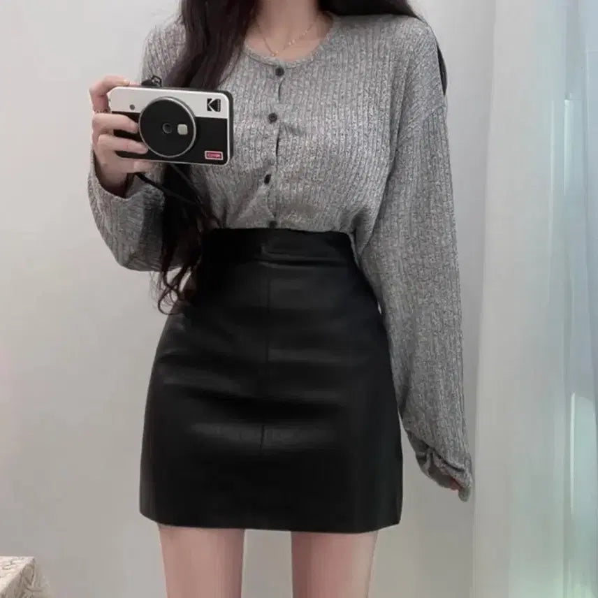 [BUNJANG] Ewest A-Line Mini Leather Skirt / 이웨스트 A라인 미니 레더 스커트