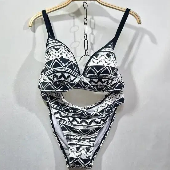 [BUNJANG] ELLE Bikini Swimsuit (Size 95-100) / 95-100 새상품 ELLE 비키니 수영복
