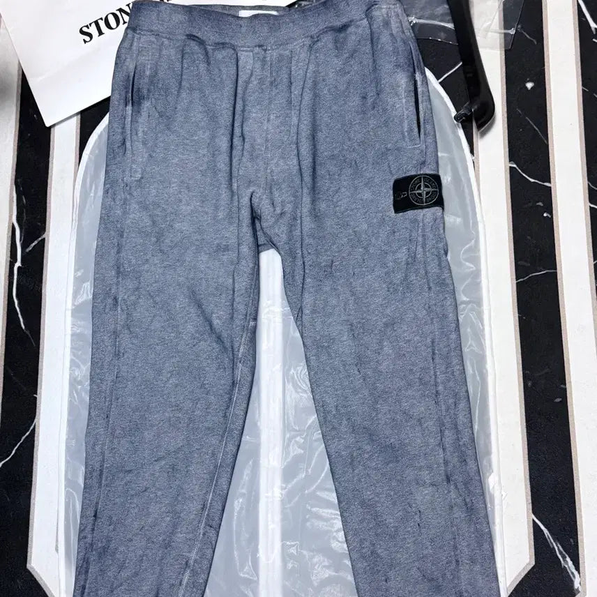 [BUNJANG] Stone Island Dust Pants (20FW) - M (Fits up to 31") / [20fw/M/S급/한정판]스톤아일랜드 더스트 팬츠 (~31)
