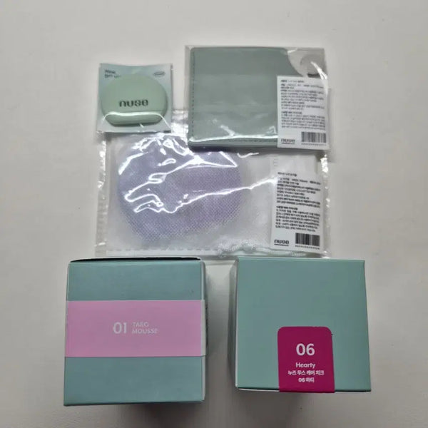 [BUNJANG] Nudez Mousse Care Cheek Set (01, 06) with Puff, Mirror, and Mixing Palette / 누즈 무스 케어 치크 01, 06, 퍼프, 손거울, 믹싱팔레트 세트