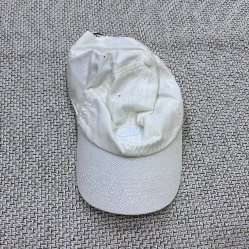 [BUNJANG] Nike Club Unstructured Futura Wash Cap / M/L 나이키 클럽 언스트럭처드 퓨추라 워시 볼캡 0731E2