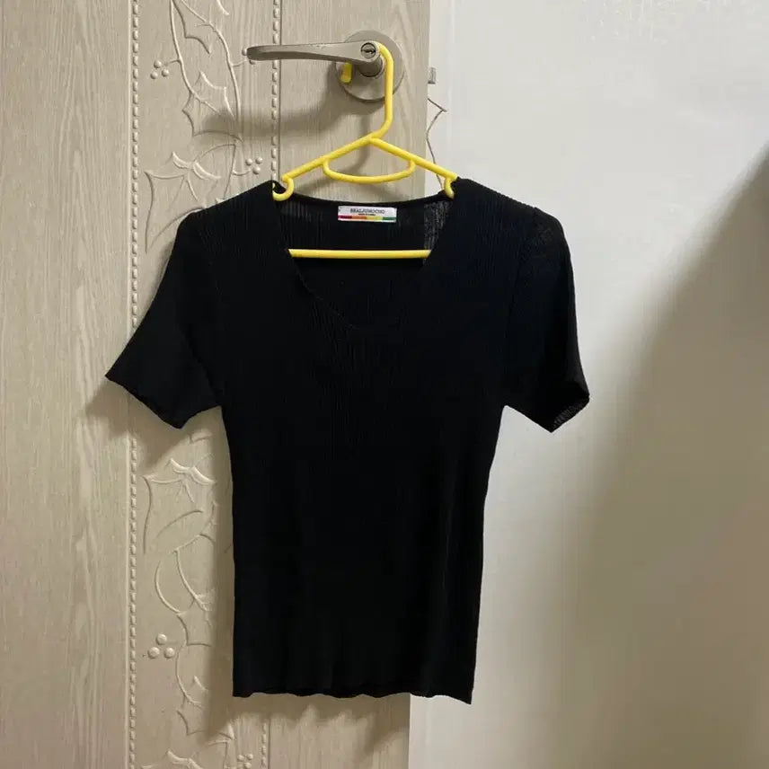 [BUNJANG] Ribbed Short Sleeve T-Shirts (White, Black) / 골지반팔 화이트, 블랙