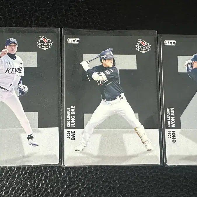 [BUNJANG] KT Wiz Baseball Alphabet Cards Bundle (Woo Kyu-min, Bae Jeong-dae, Choi Won-jun) / KT WIZ 알파벳카드 3종 (우규민/배정대/최원준) 일괄