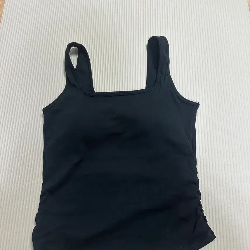 [BUNJANG] Built-in Bra Ribbed Sleeveless T-Shirt / 내장형캡나시티
