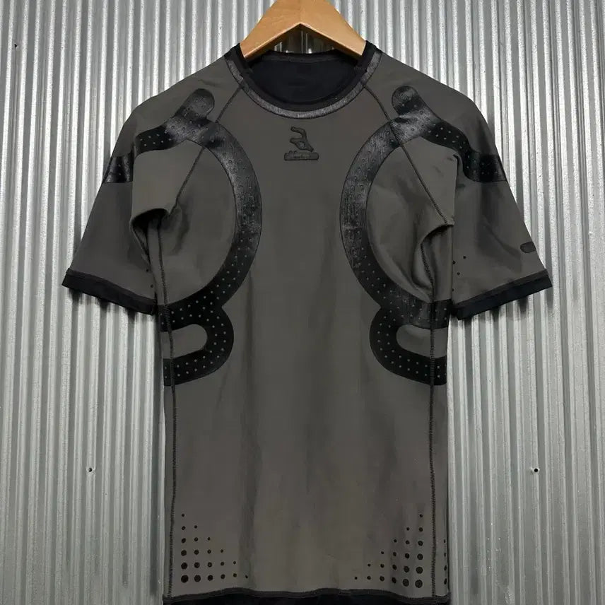 [BUNJANG] Enerskin Compression Short Sleeve T-Shirt Grey (Size S) / [S] 에너스킨 기능성 컴프레션 반팔 티셔츠 그레이