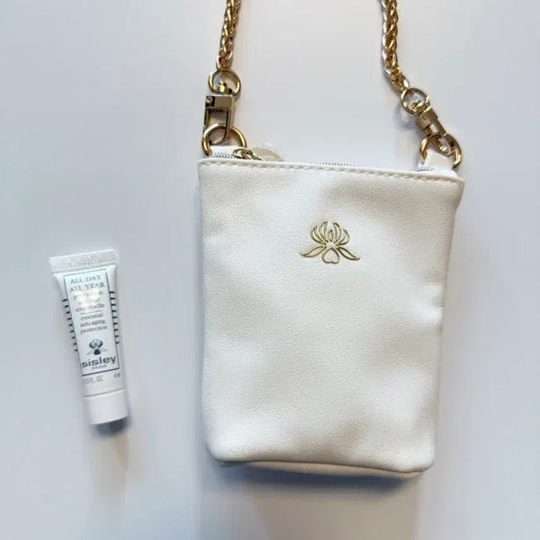 [BUNJANG] Sisley White Mini Chain Pouch + All Day All Year Essential Anti-Aging Protection SPF50+ 4ml Set / 시슬리 화이트 미니 체인 파우치 + 올데이 올이어 에센셜 안티에이징 프로텍션 4ml 시슬리 선크림