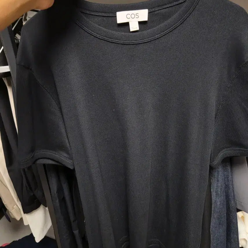 [BUNJANG] COS Slim Ribbed Black L / COS 코스 슬림 리브드 블랙 L