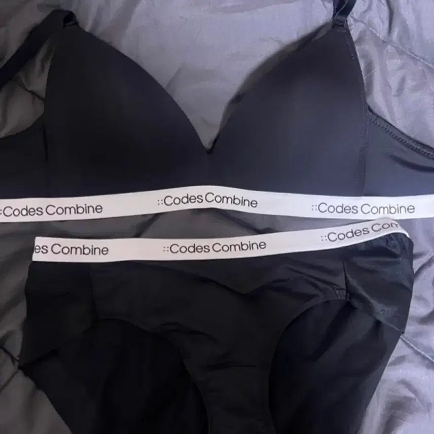 [BUNJANG] Codes Combine Underwear Set Size S/95 / 중고) 코데즈컴바인 속옷세트 s/95