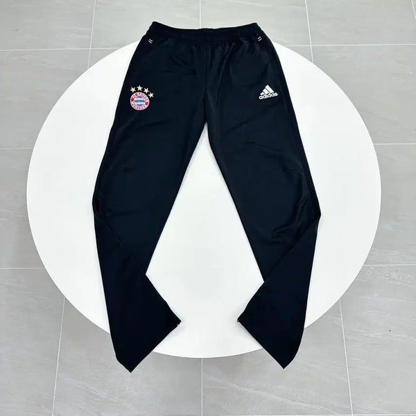 [BUNJANG] Adidas Bayern Munich Kim Min-jae Track Pants (13-14 Season, Size L - fits M-L) / 아디다스 뮌헨 김민재 트랙팬츠 13-14 L 약 한국 M-L