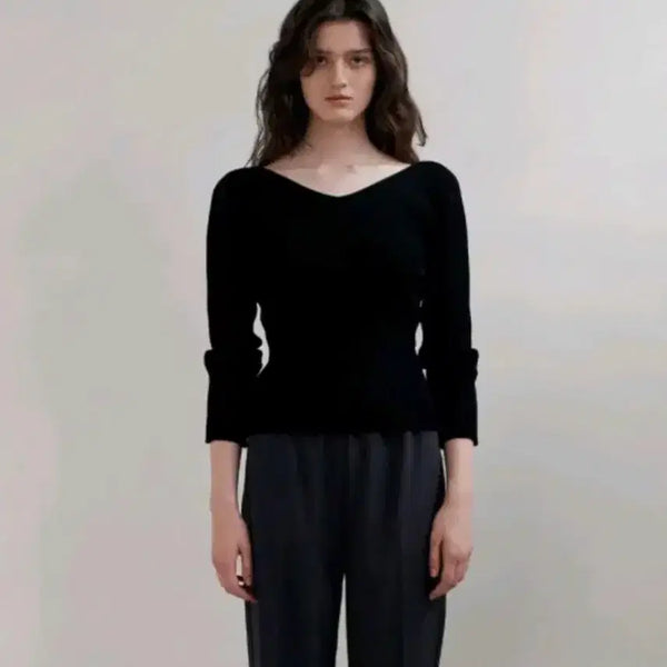 [BUNJANG] Elegance Choi Understanding YangV Knit - Black / 새옷) 엘레강스초이 언더스탠딩 양브이 니트 블랙