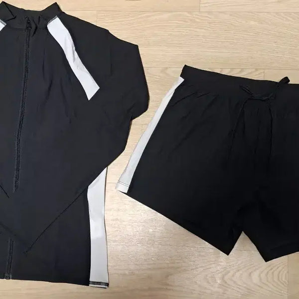 [BUNJANG] Women's Rash Guard / 여성 래쉬가드 팝니다