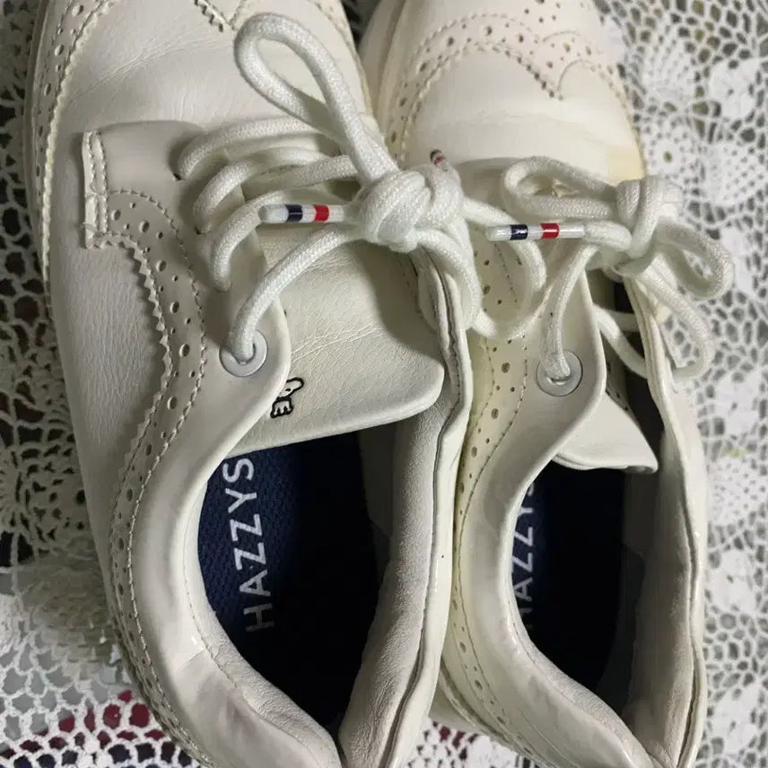 [BUNJANG] Hazzys Wingtip Shoes White / 헤지스 윙팁 슈즈 화이트