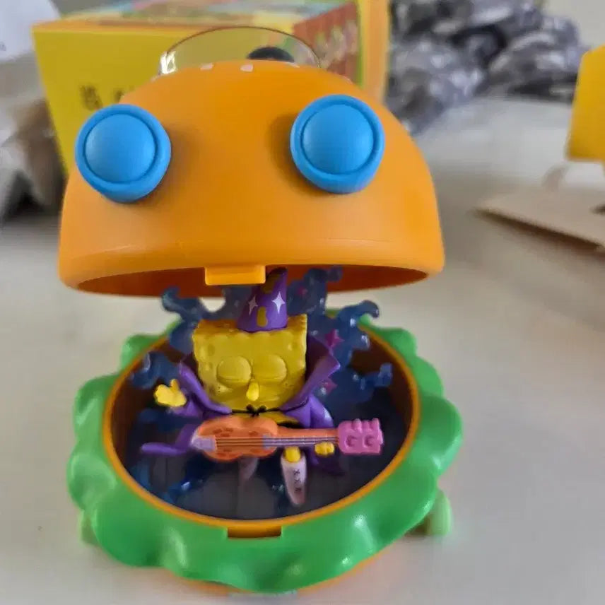 [BUNJANG] Pop Mart SpongeBob Krabby Patty Figure / 팝마트 스폰지밥 크래비 패티