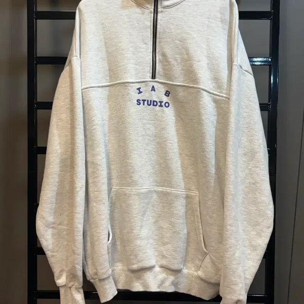 [BUNJANG] IAB STUDIO Melange Grey Half Zip-Up Sweatshirt (Size M) / [M] 아이앱 스튜디오 그레이 하프집업 스웻셔츠 8.5