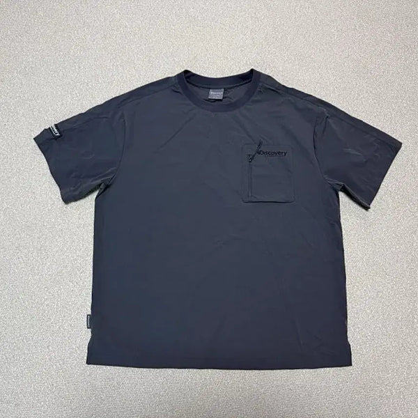 [BUNJANG] Discovery Cooling Woven Short-Sleeve T-Shirt Men's Size 100 / 디스커버리 냉감 우븐 반팔 티셔츠 남성용 100사이즈