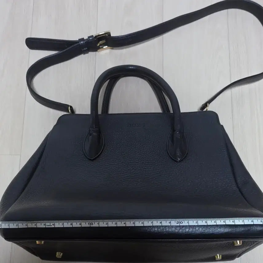 [BUNJANG] Boz Shoulder Bag Black Leather / 보즈 숄더백 블랙