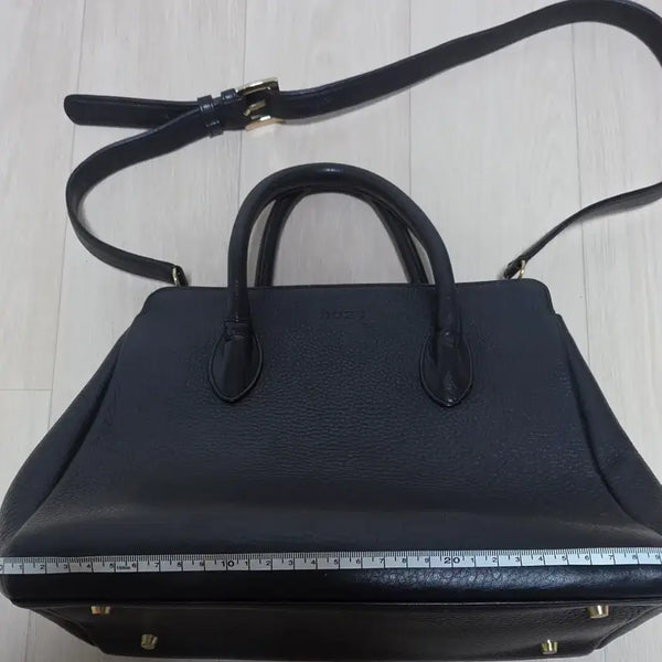 [BUNJANG] Boz Shoulder Bag Black Leather / 보즈 숄더백 블랙