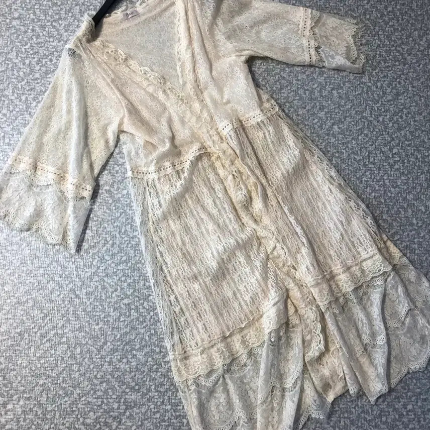 [BUNJANG] Lace Short Sleeve Cardigan Jacket / 레이스 슬립 반팔 가디건 자켓 발레코어 코케트코어 시스루 러블리